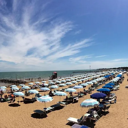 Terraced House Near The In Lignano *